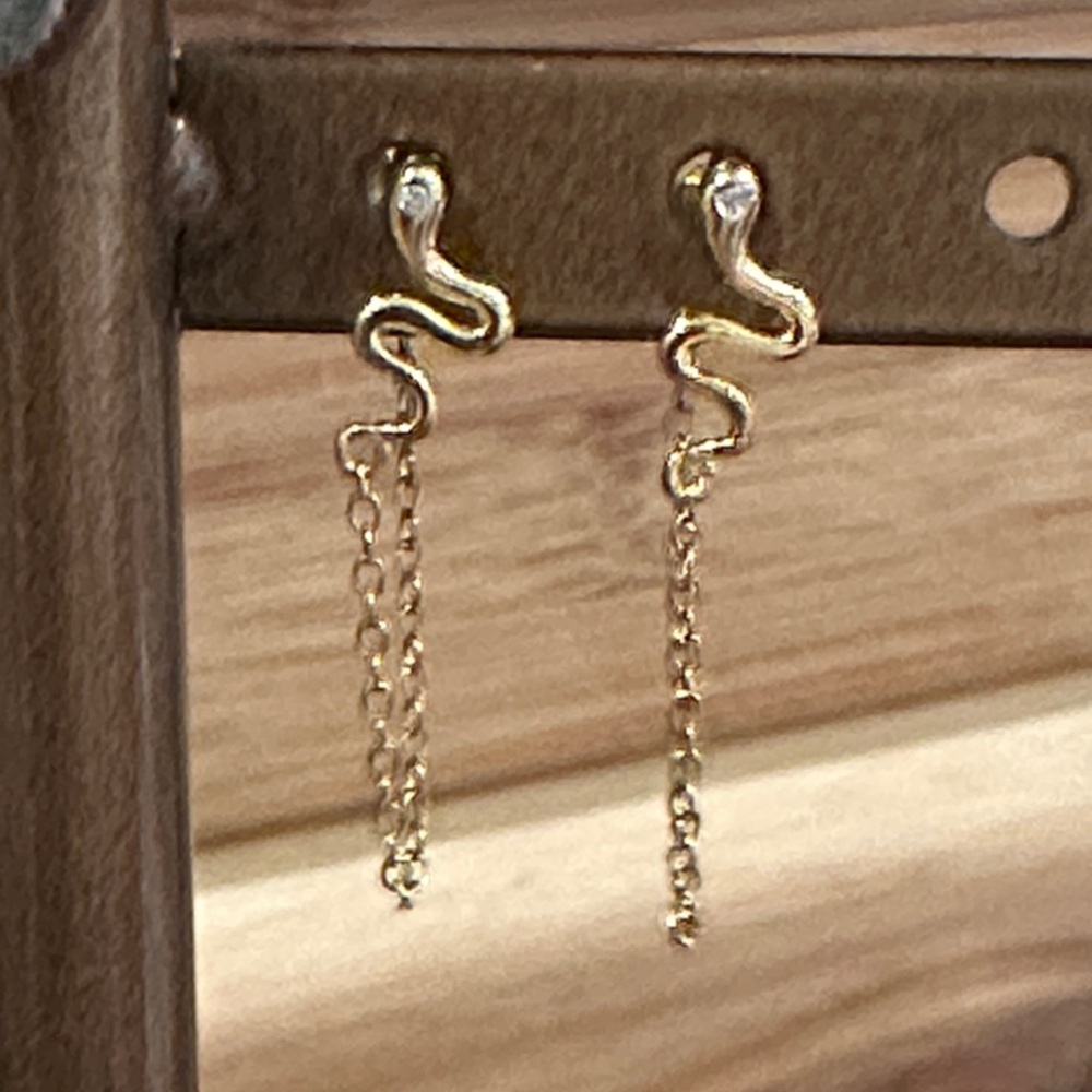 Gold Snake Chain Earrings with Diamond in the Eye. 925 w/ gold overlay.